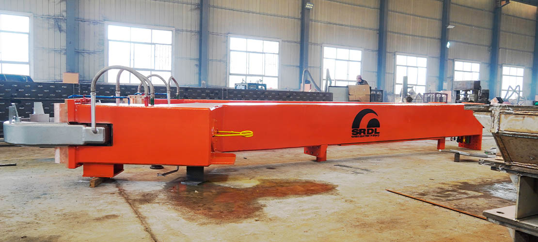 electrode arm for electric arc furnace electrode arm for electric arc furnace
