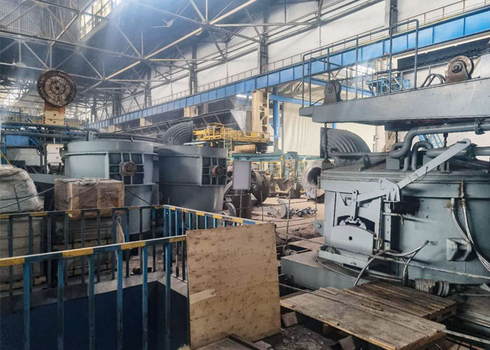 Four à arc électrique Four à arc électrique